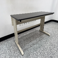 6' Laboratory Bench image 0